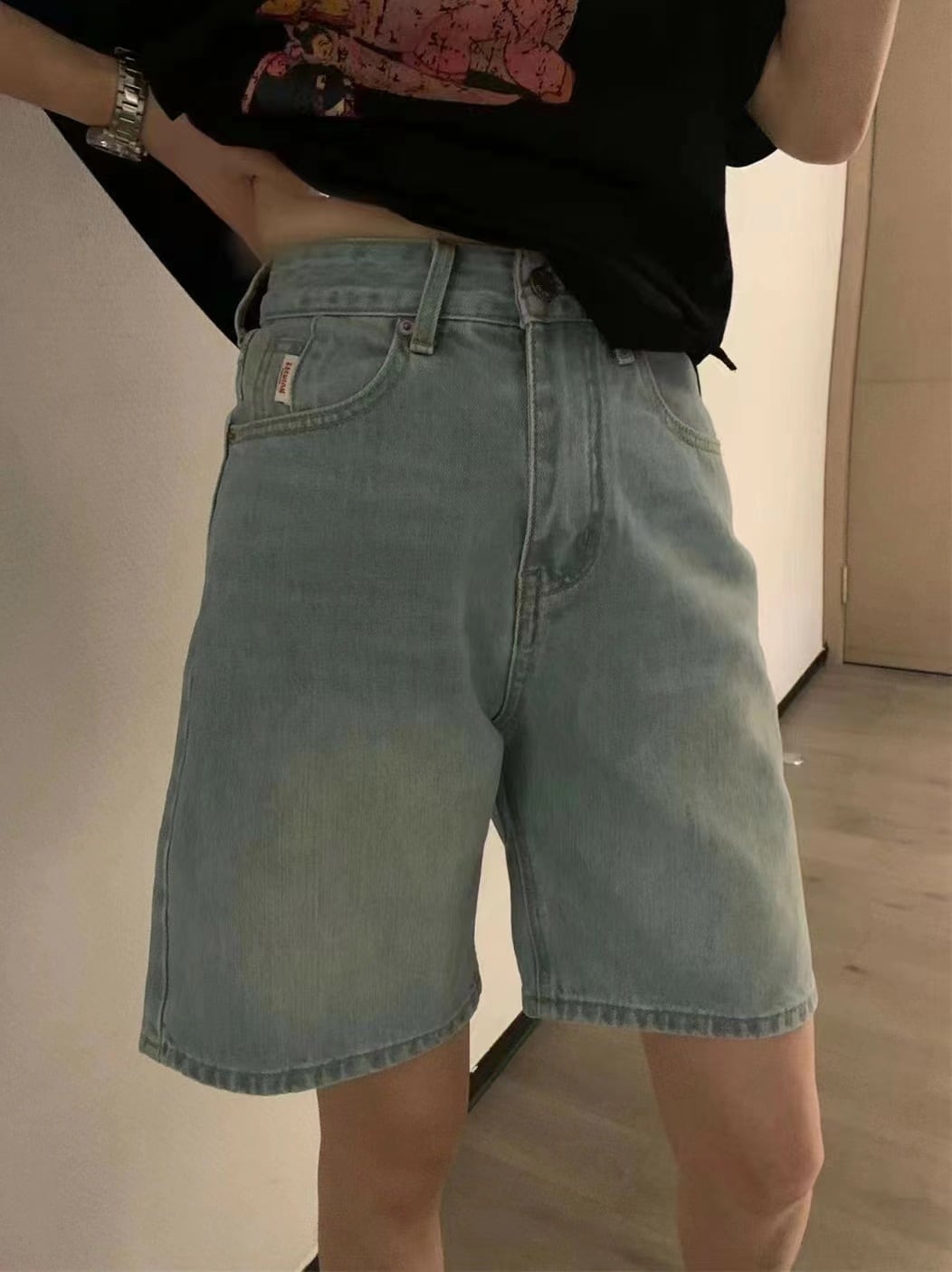 【新作】【送料無料】 夏大きいサイズ薄いライトカラーストレートデニムショートパンツ太った女の子のためのハイウエストスリムaラインワイドレッグミドルパンツ 0336328882319