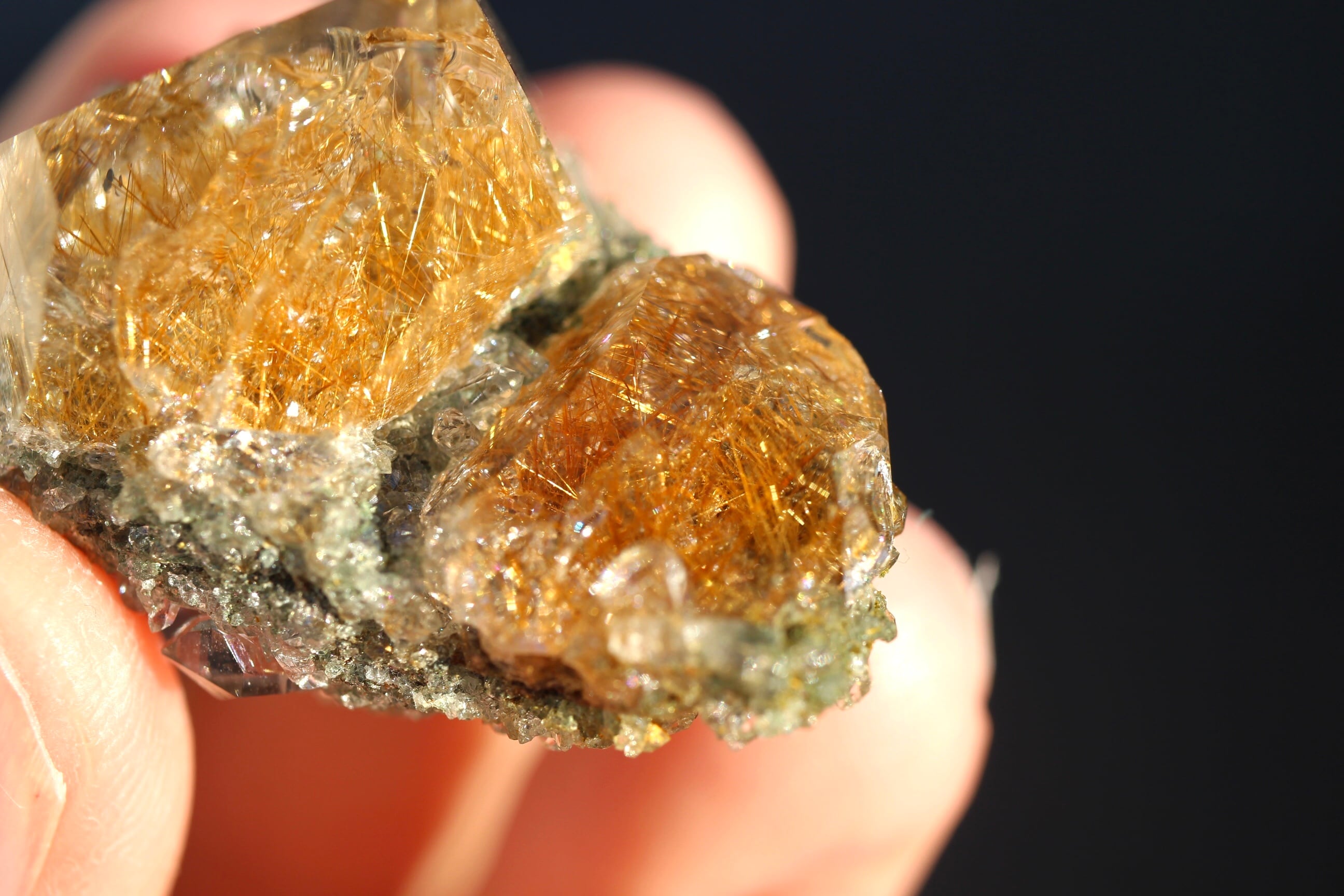 ヒマラヤ水晶ルチルハート虹入り マニハール産 ヒマラヤ水晶 ルチル 虹入り | 石垣島の夜光貝