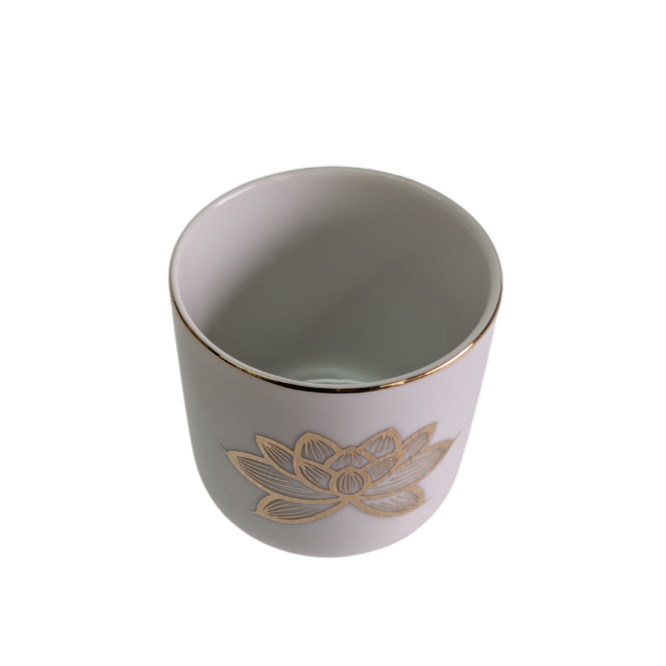 仏具 湯呑 上金ハス 1.8寸 高さ6cm 直径6.6cm 送料別 陶器製 蓮模様
