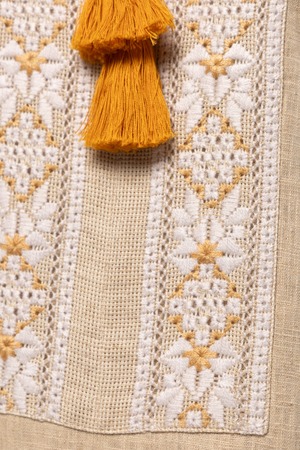 ウクライナ刺繍ヴィシヴァンカ　手刺繍　レディース・フリーサイズ