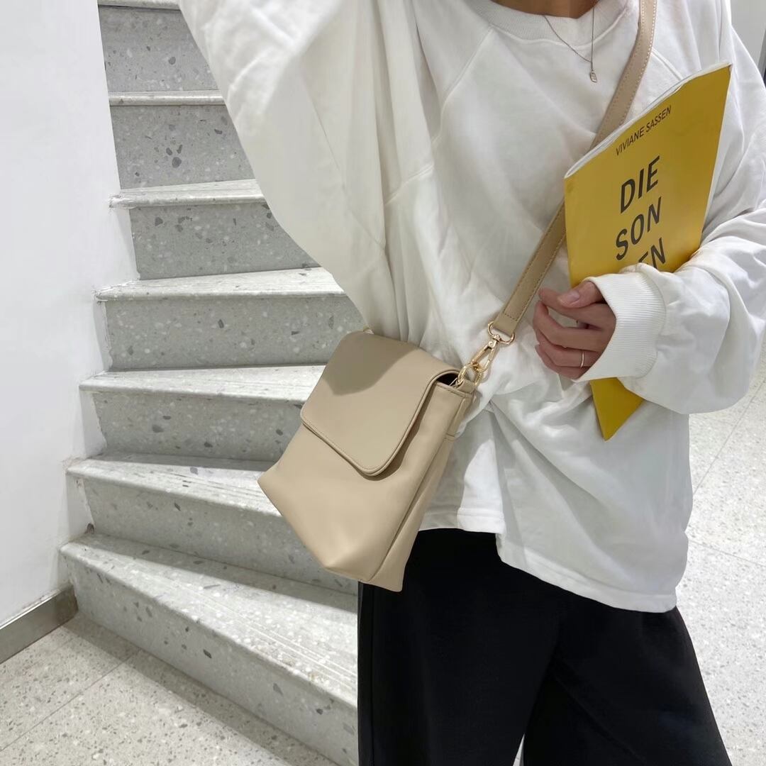 ショルダーバッグ　AS19-0906