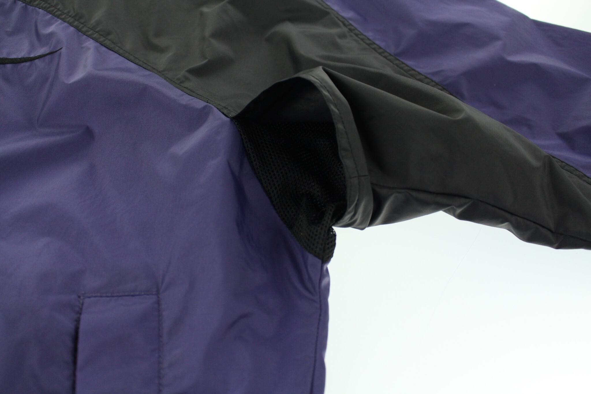NIKE パープル×ブラック ナイロンジャケット【FF-7306】 | cv
