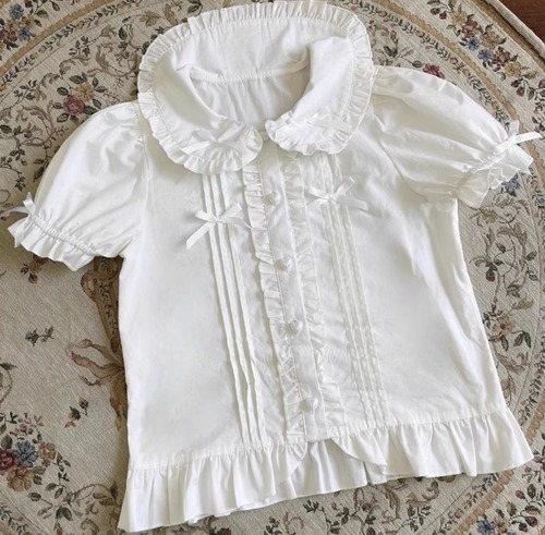 フリルラウンドカラーパフブラウス ・70576