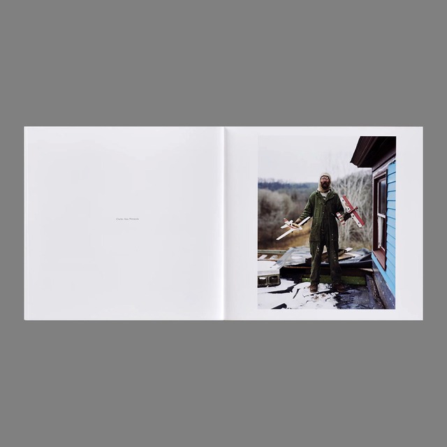 ALEC SOTH: SLEEPING BY THE MISSISSIPPI [SIGNED]