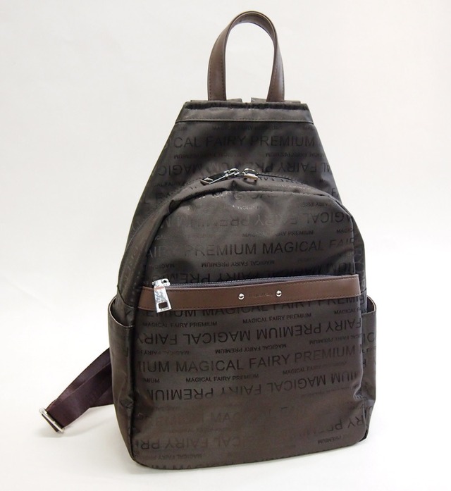 縦型フォルムがきれいなジャガード織りリュック