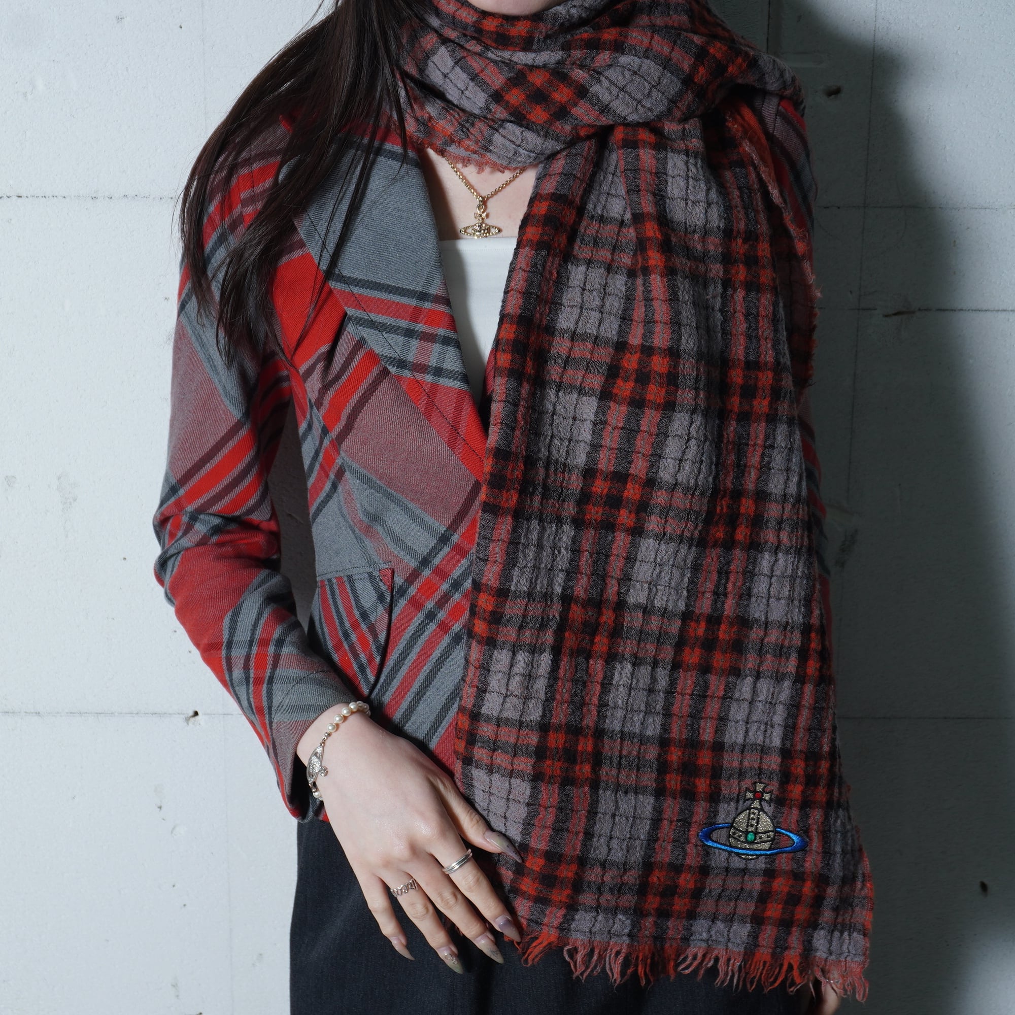 ヴィヴィアンウエストウッド 大判 ストール 刺繍 オーブ チェック Vivienne Westwood】ヴィヴィアンウエストウッド WOOL100%オーブロゴ