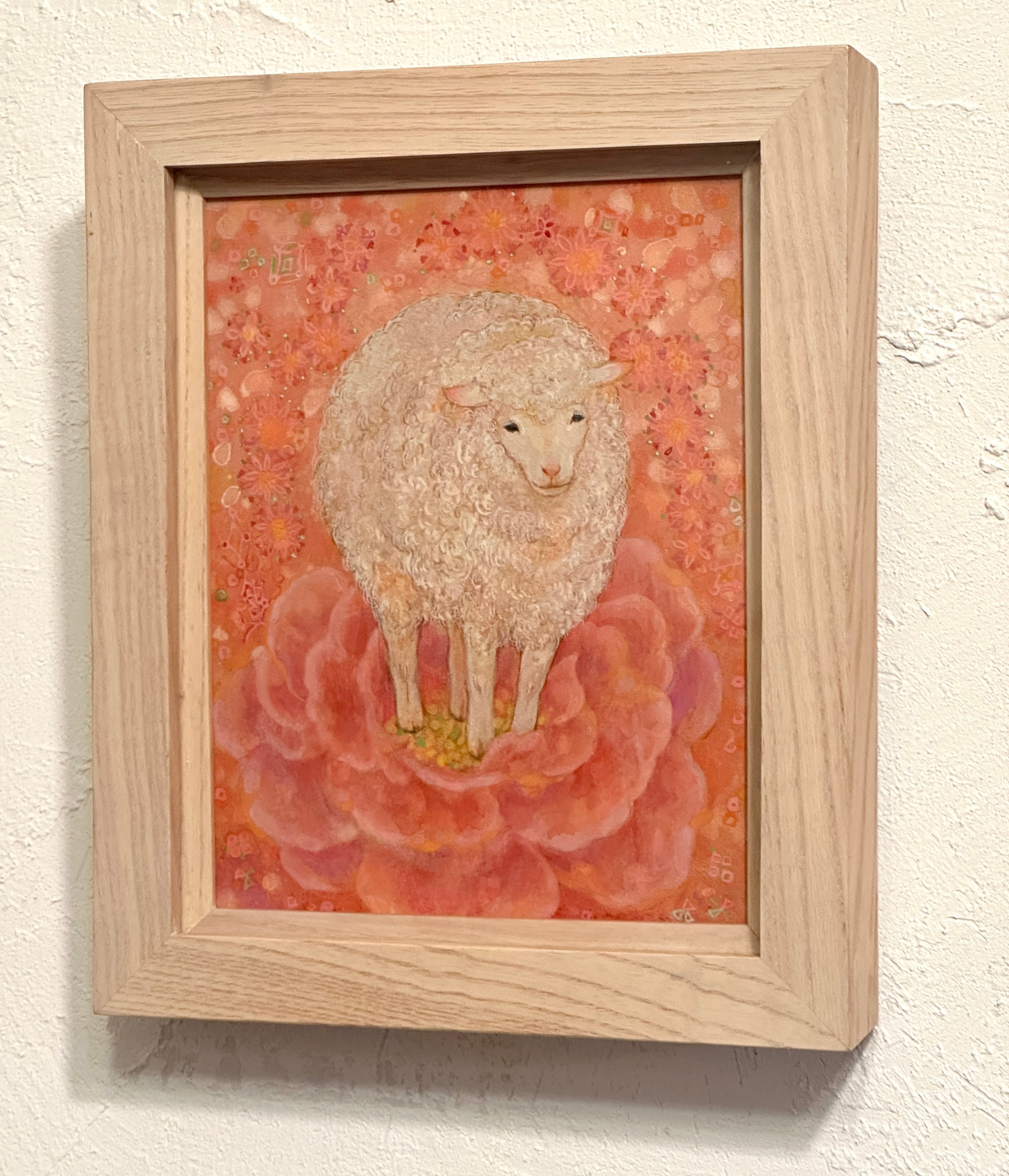 花の上にたたずむ《花羊》はなひつじ 原画 額装｜岩絵具・金泥 中井