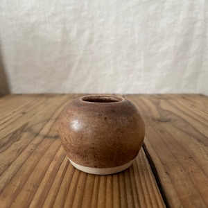 惑星のような一輪挿し