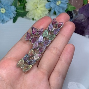 在庫処分セール☆5.10個セット☆フローライト蝶々・縦横貫通穴☆パーツ