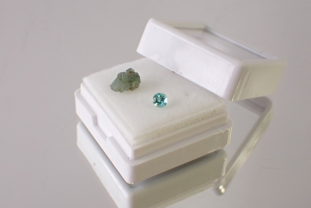【原石セット】エメラルド　0.12ct/1.02ct　[D6-110]