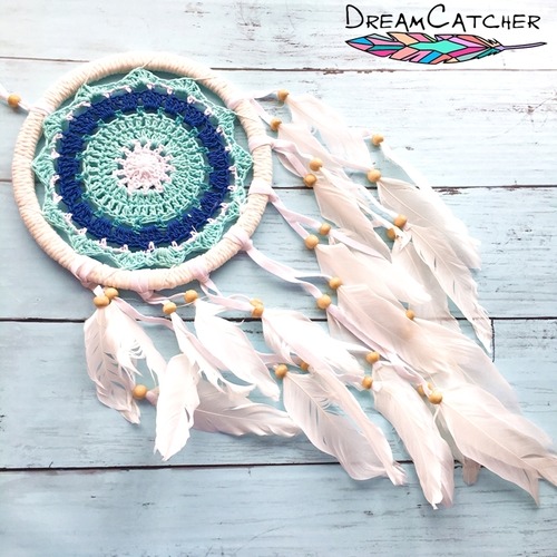 【バリ島直輸入】ネイティブ ドリームキャッチャー(クロッシェ×ブルーストライプ)フェザー