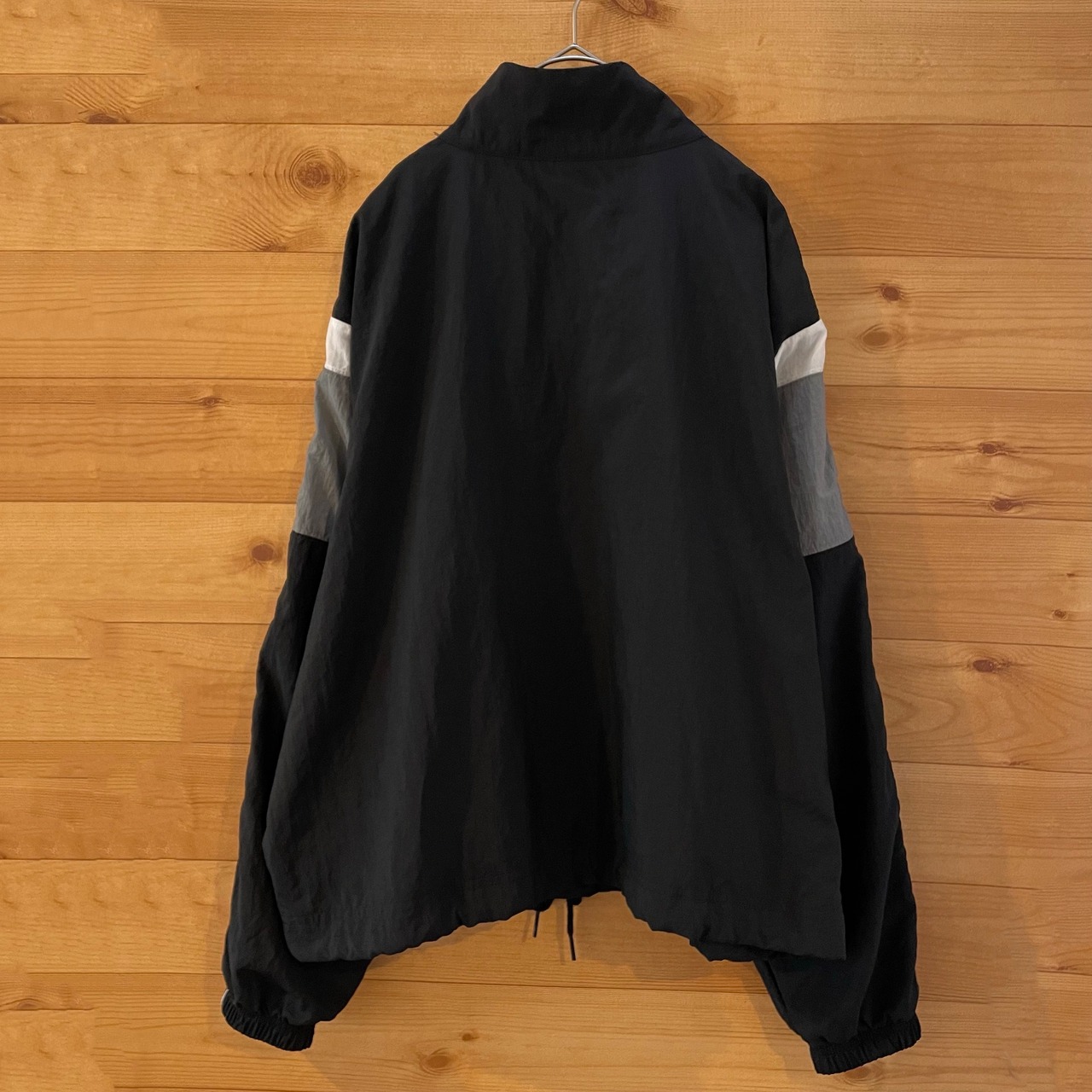 【NIKE】ハーフジップ ナイロンジャケット ブルゾン ジャンパー 刺繍ロゴ ワイドサイズ XL ナイキ US古着