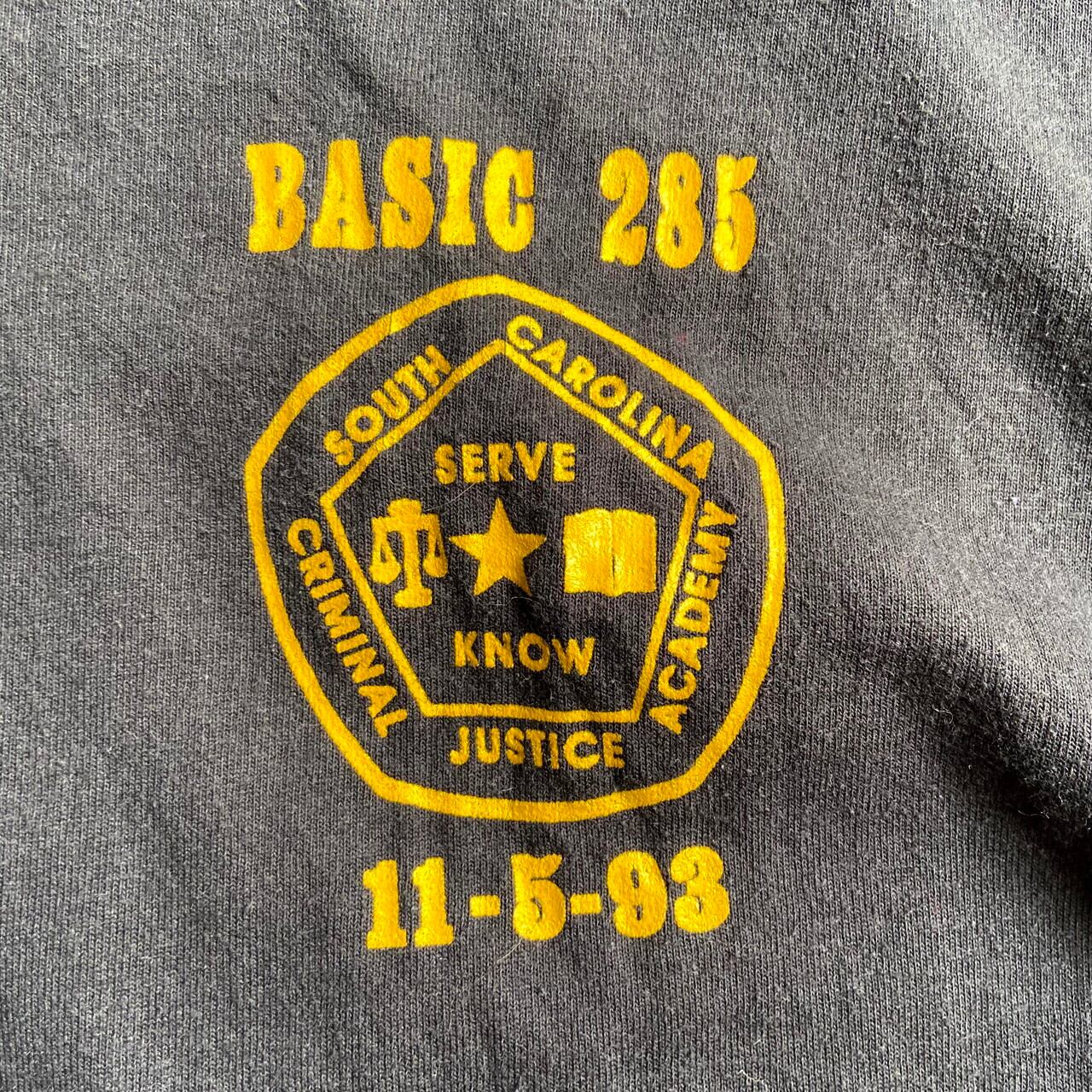 Usa製 90年代 South Carolina Criminal Justice Academy 警察学校 カレッジロゴ 両面プリントプリント ロングtシャツ メンズxl 古着 ロンt 長袖tシャツ 胸ロゴ バックプリント 90s ヴィンテージ ビンテージ ブラック 黒 ロングtシャツ Cs29 50 Cave 古着屋