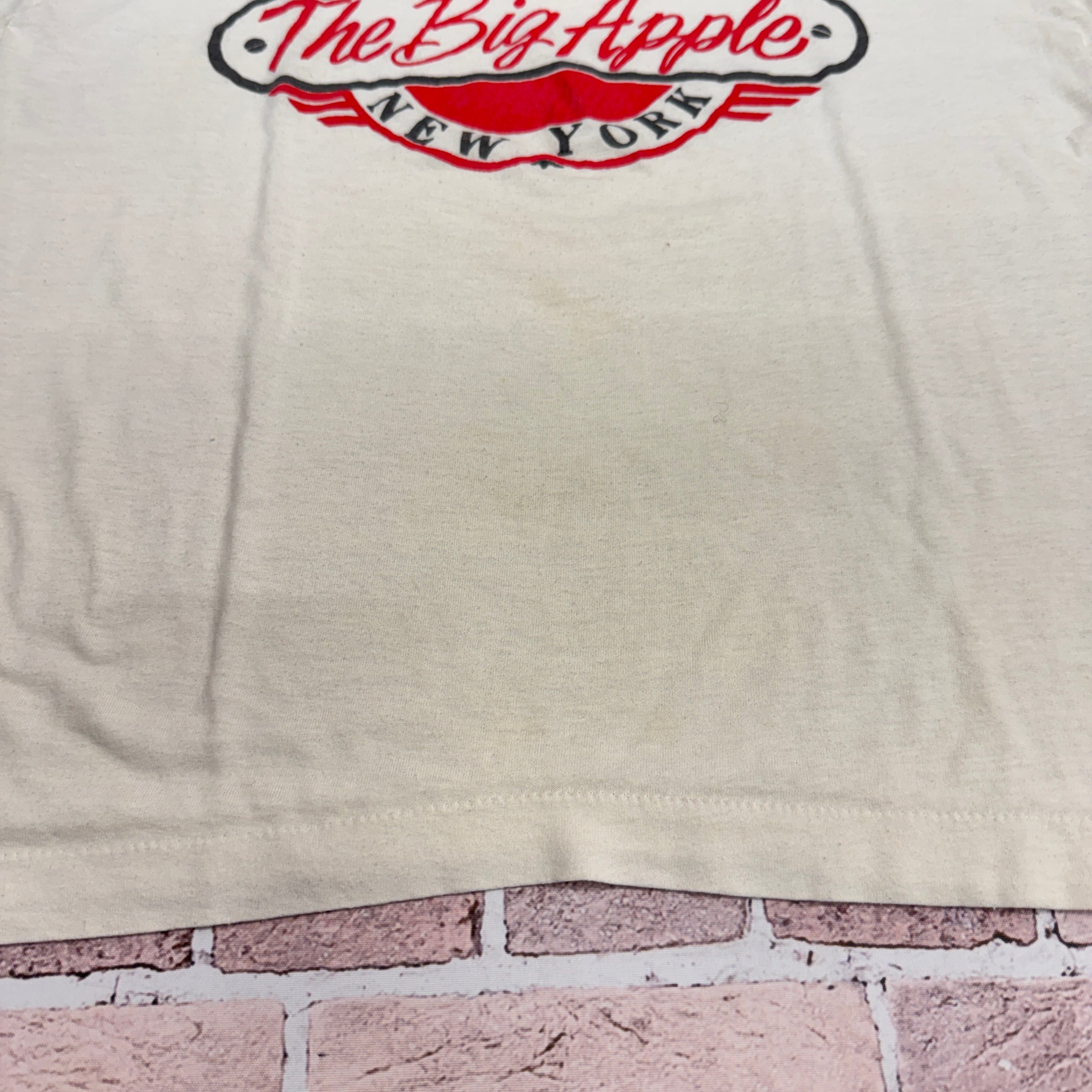 1980s THE BIG APPLE T-SHIRT | safarionline