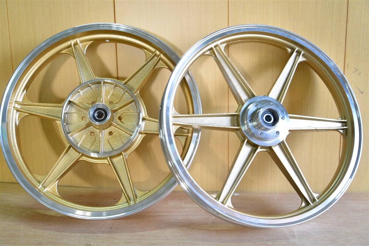 セブンスターキャスト gs400 gsx400f インパルス 当時物 旧車會 みせる