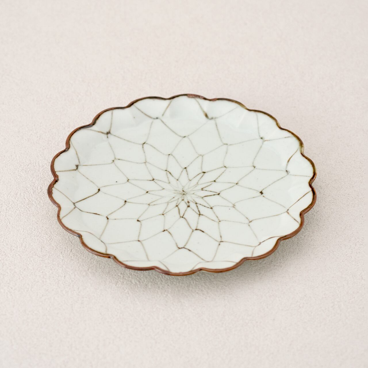 皓洋窯］フラワープレートM（網絵李朝） | フラッグス