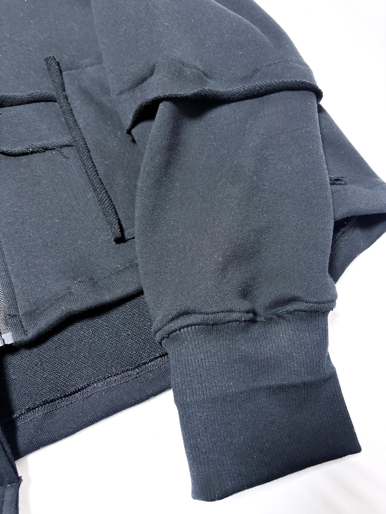 UNFINISHEDパーカー26022