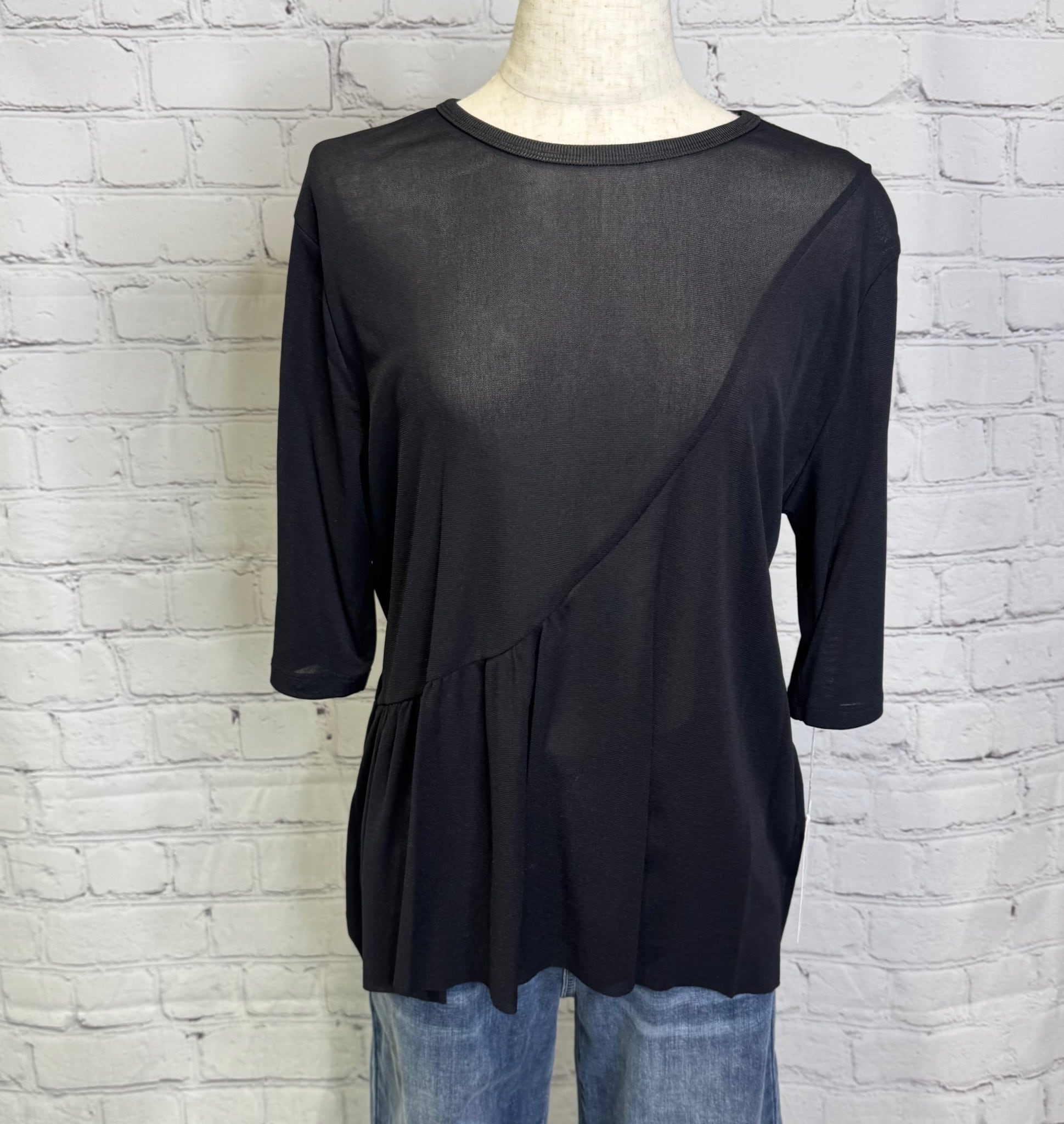 SALE！CYAN TOKYO シアントーキョー アシメギャザーチュールTOPS