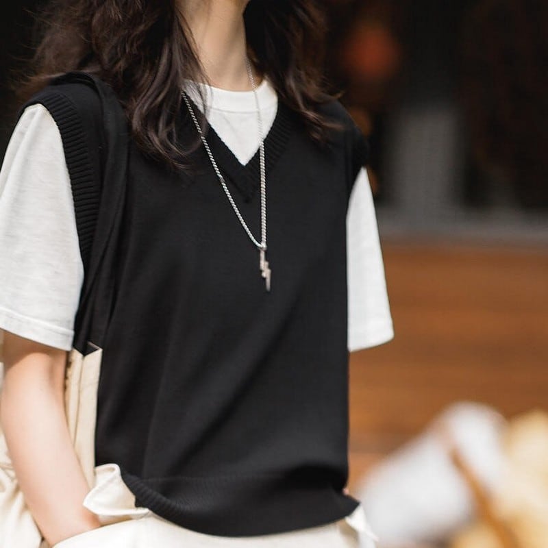 ノースリーブブラックニットベスト VS1136 | nicoilo |ニコイロ