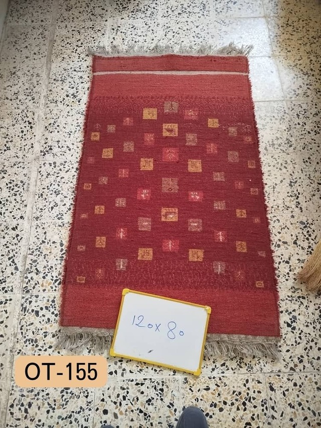 2026年 織りたてギャッベ【No.155】 ※現在、こちらの商品はイランに置いてあります。ご希望の方は先ずは在庫のご確認をお願いします。