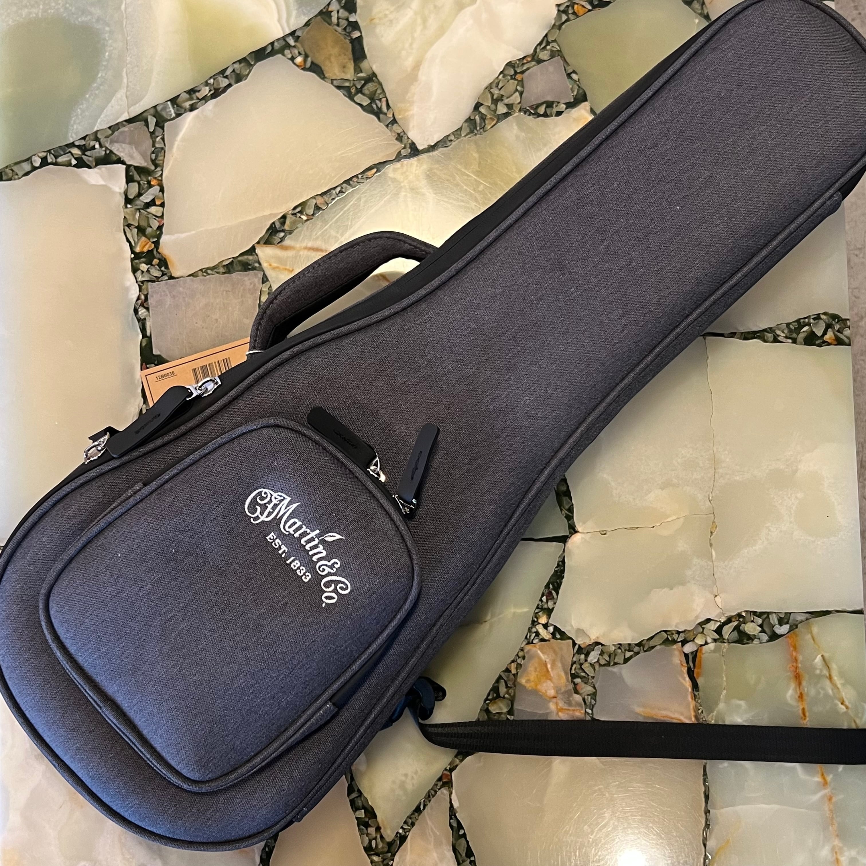 MUSIC NOMAD ウクレレ用 湿度調整ツール UKULELE HUMIDIFIER MN302 qqffhab Amazon.com: MusicNomad MN302 Humilele Ukulele Humidifier : Musical