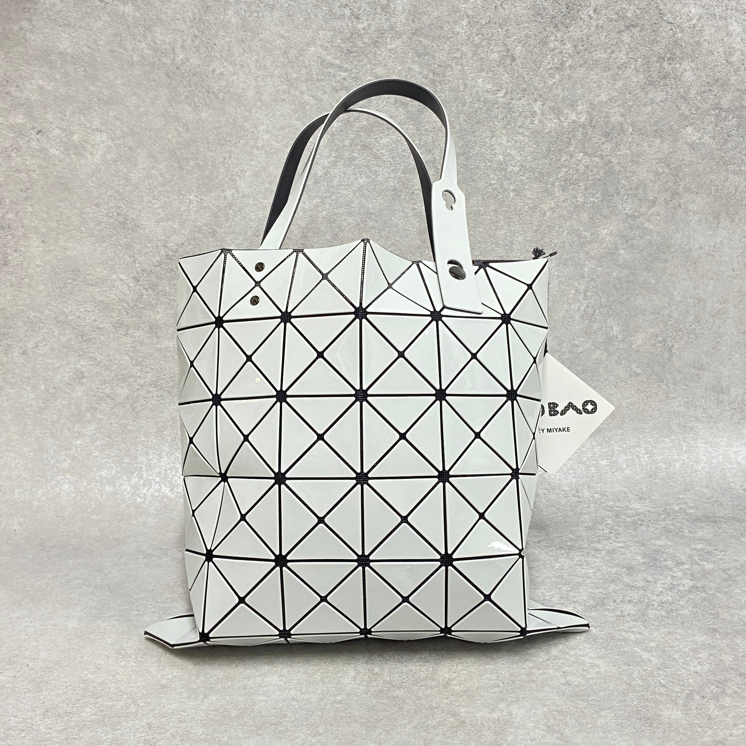 ISSEY MIYAKE BAOBAO イッセイミヤケ バオバオ トート ホワイト 7448 