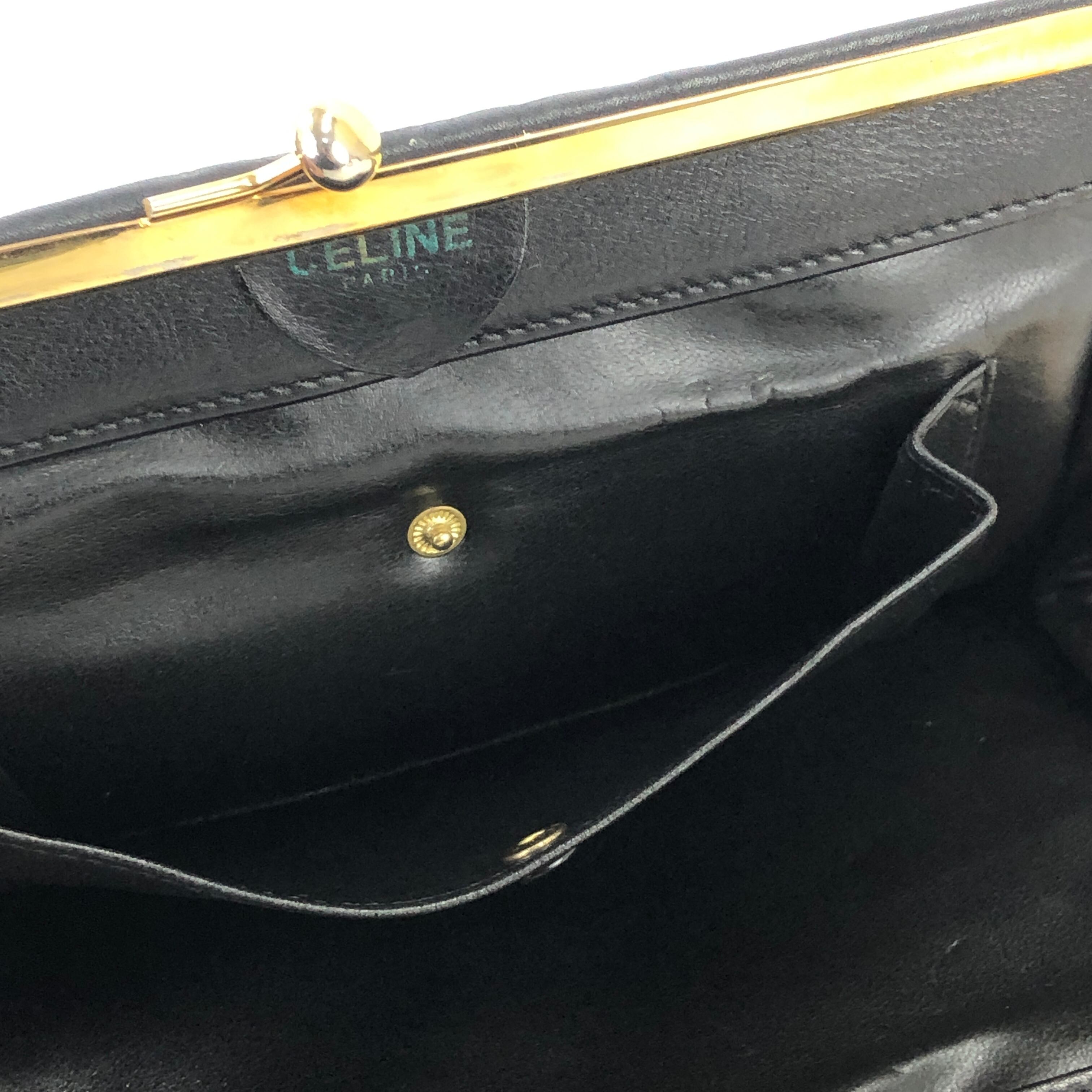 【極美品】 CELINE ハンドバッグ がま口 トリオンフ レザー 黒 肩掛け