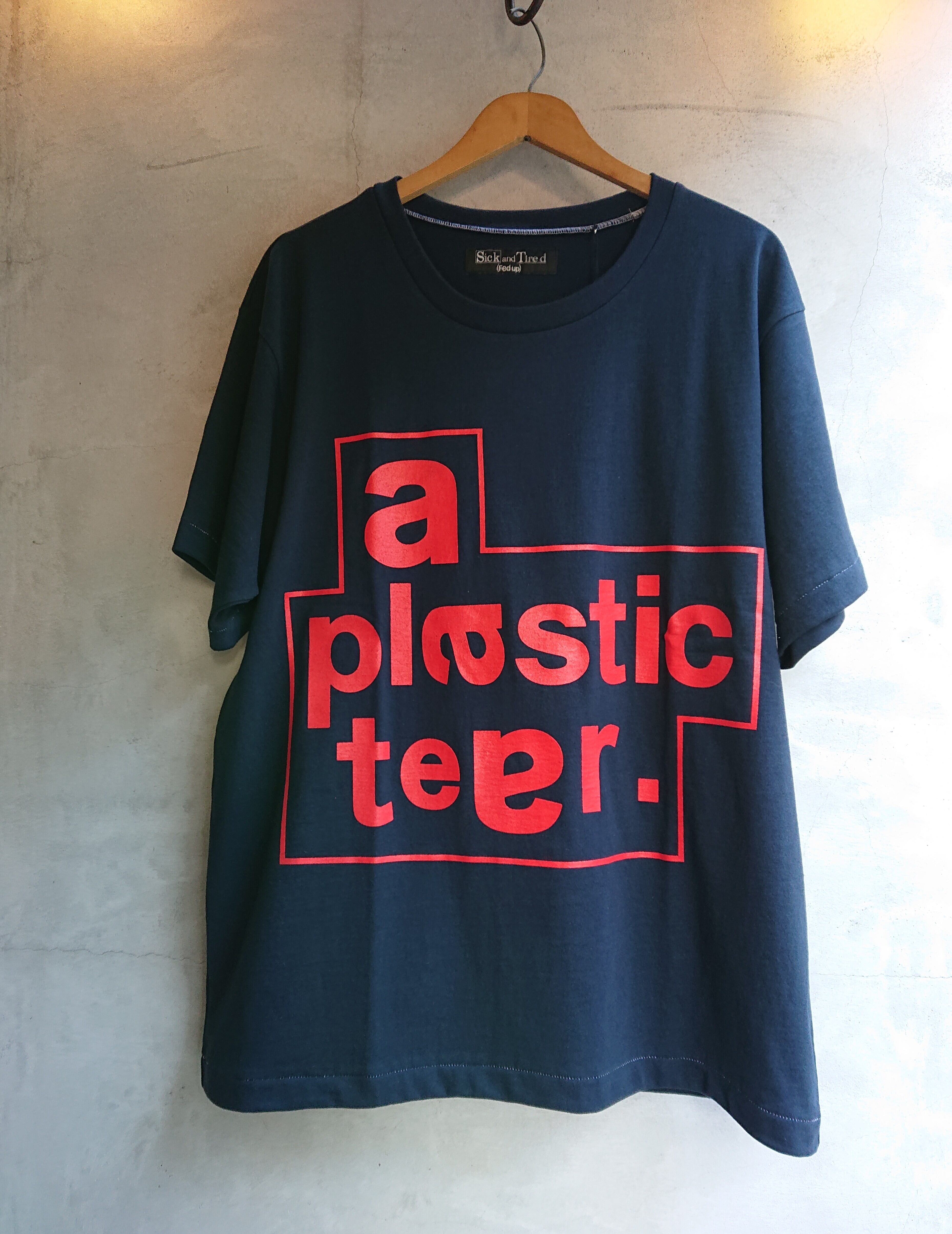 Sick and Tiired "plastic PRINT T-SHIRTS" Dark Navy / Red Print Color