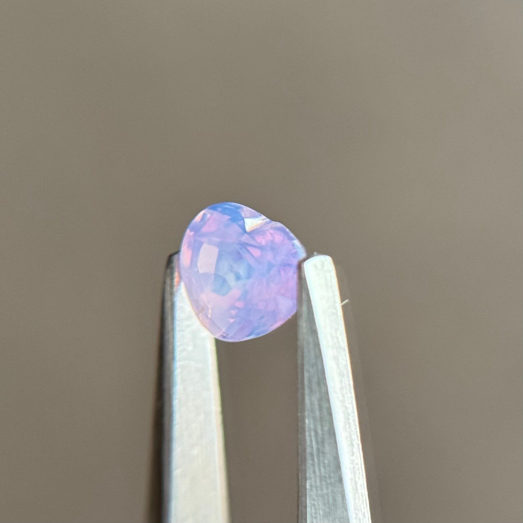 非加熱 0.86ct 〜甘露〜 マヘンゲスピネル 【公式通販】