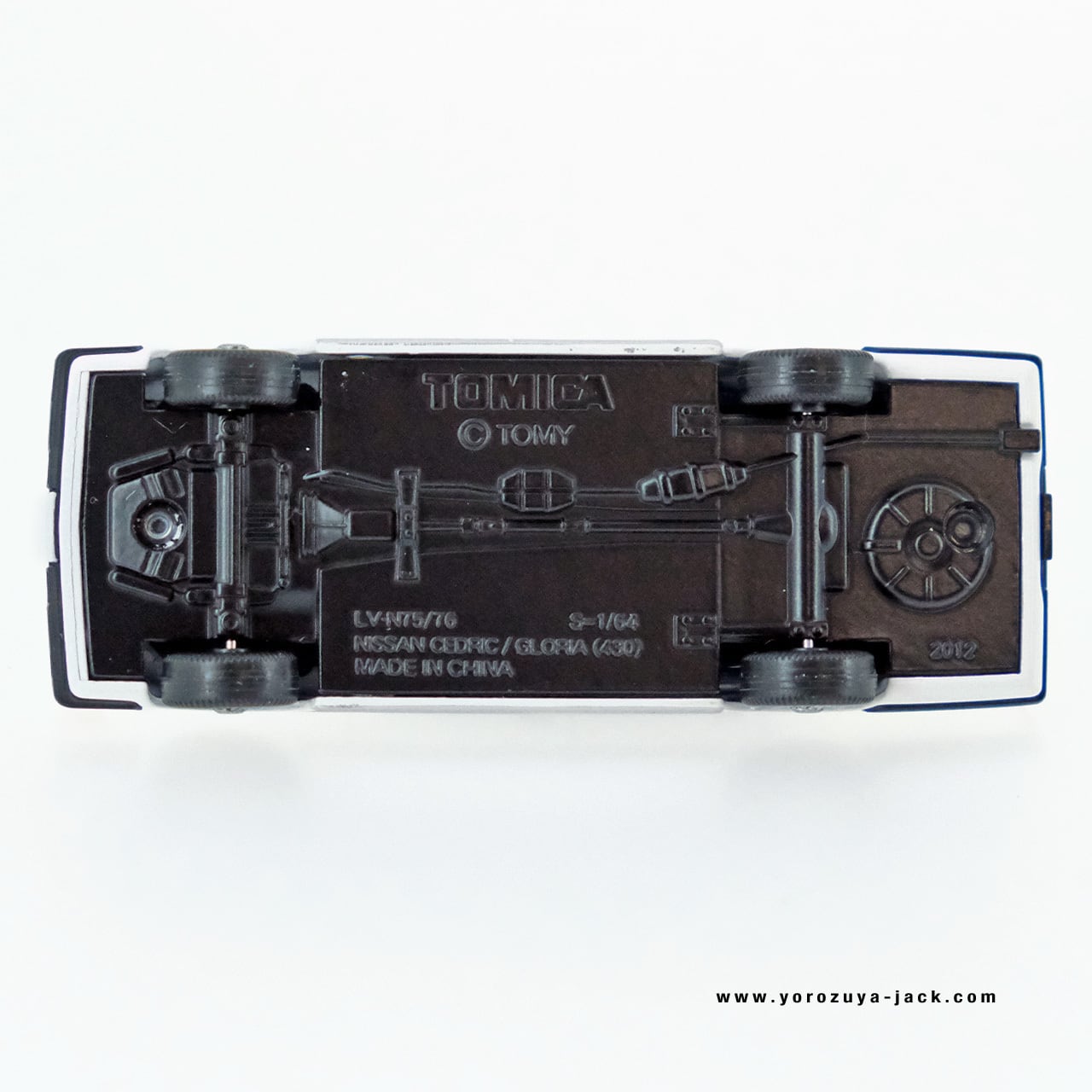 TOMYTEC トミカリミテッドヴィンテージネオ LV-N76b ニッサン グロリア