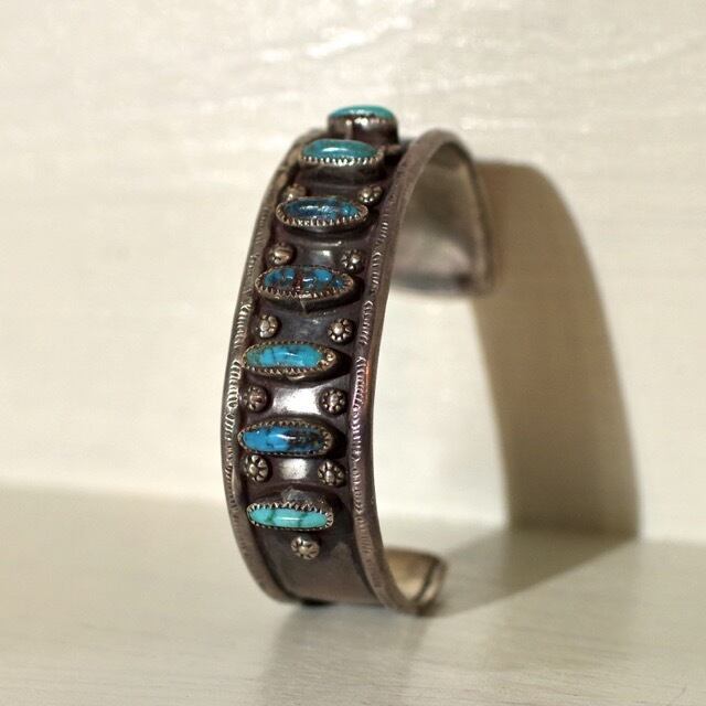 Vintage Navajo Native American Sterling Silver Turquoise Bangle