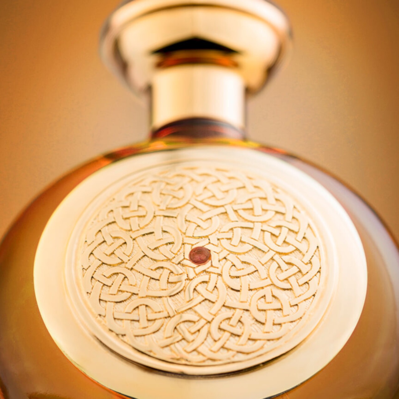 TOBACCO SAPPHIRE｜ブーディカ ザ ヴィクトリアス ピュアパルファン タバコサファイア