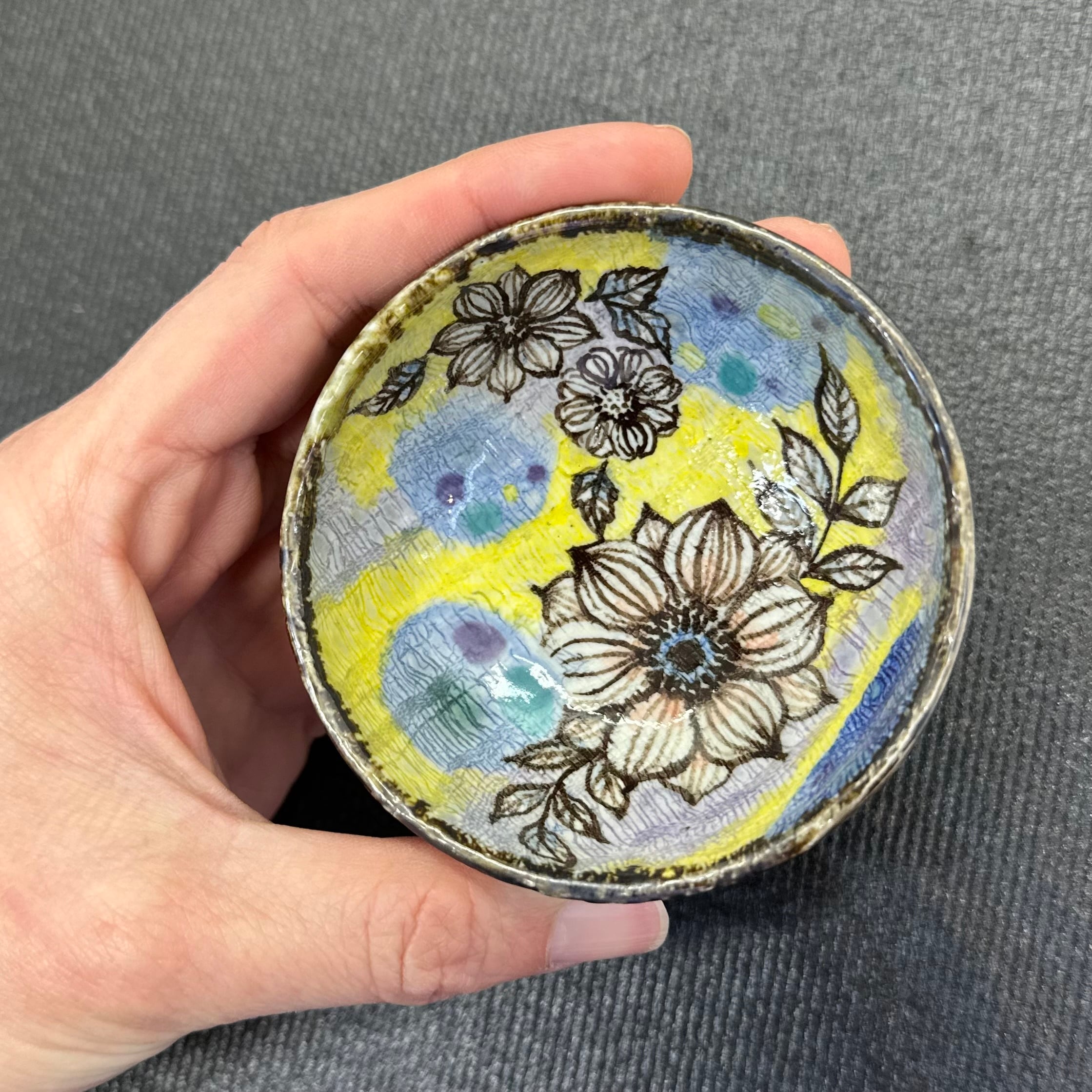 西美紀 ｜【yumebanka夢万華】酒器・ぐい呑み 一点物 | Miki Nishi