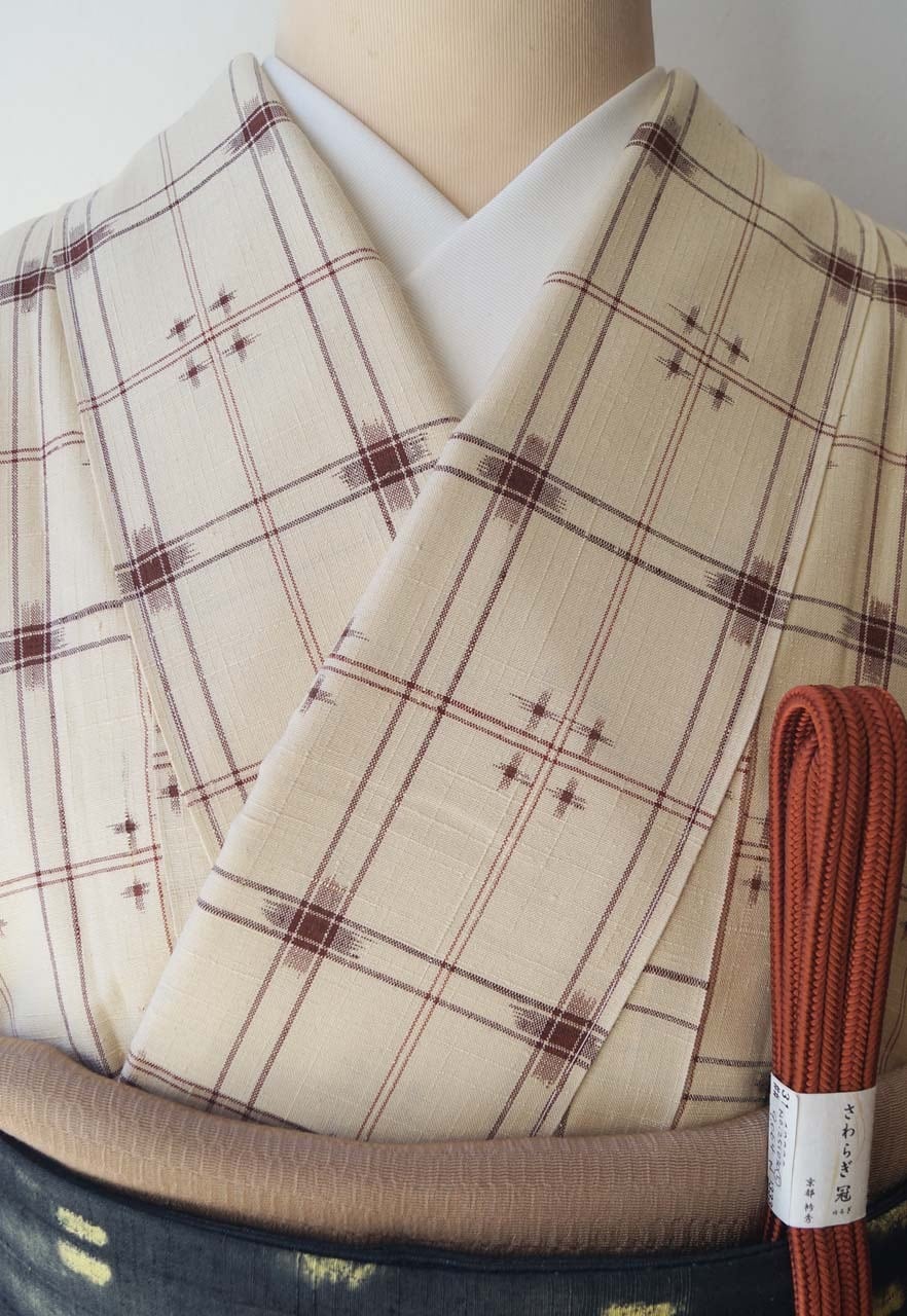 袷】越後手織絣 象牙色×葡萄茶色 格子柄 真綿紬 プチサイズ | 大山
