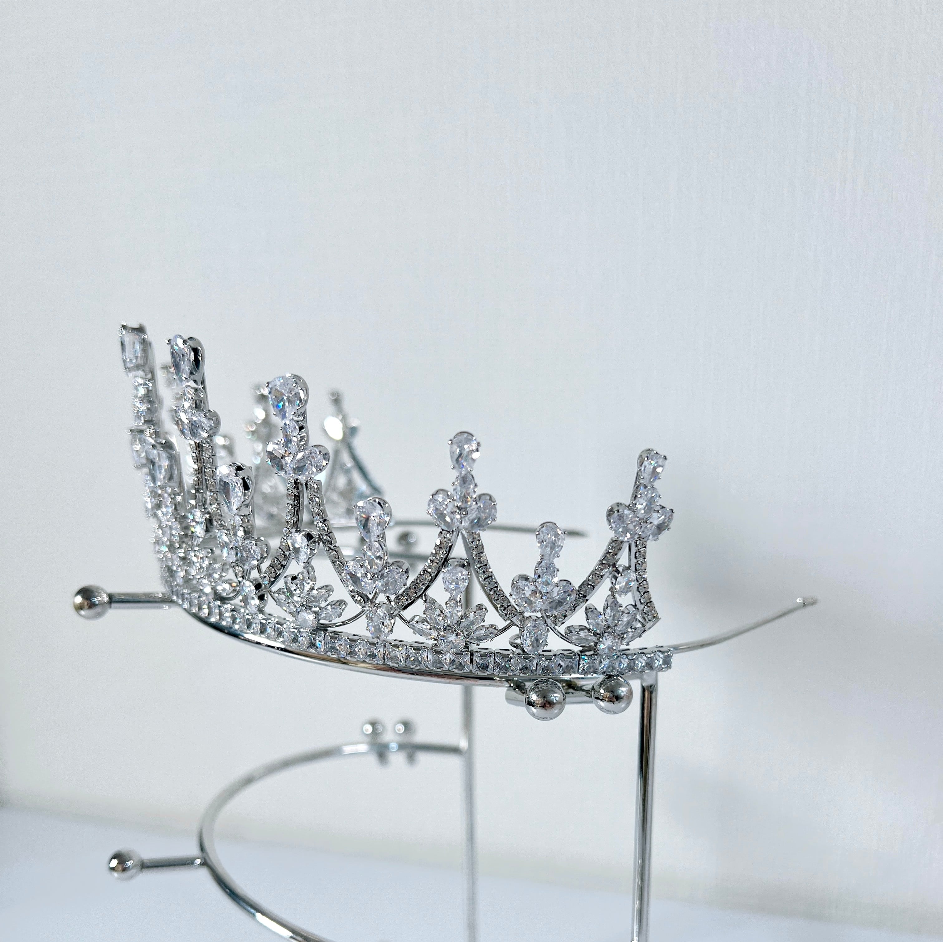 Isla キュービックジルコニア ティアラ | ウェディング・ブライダル