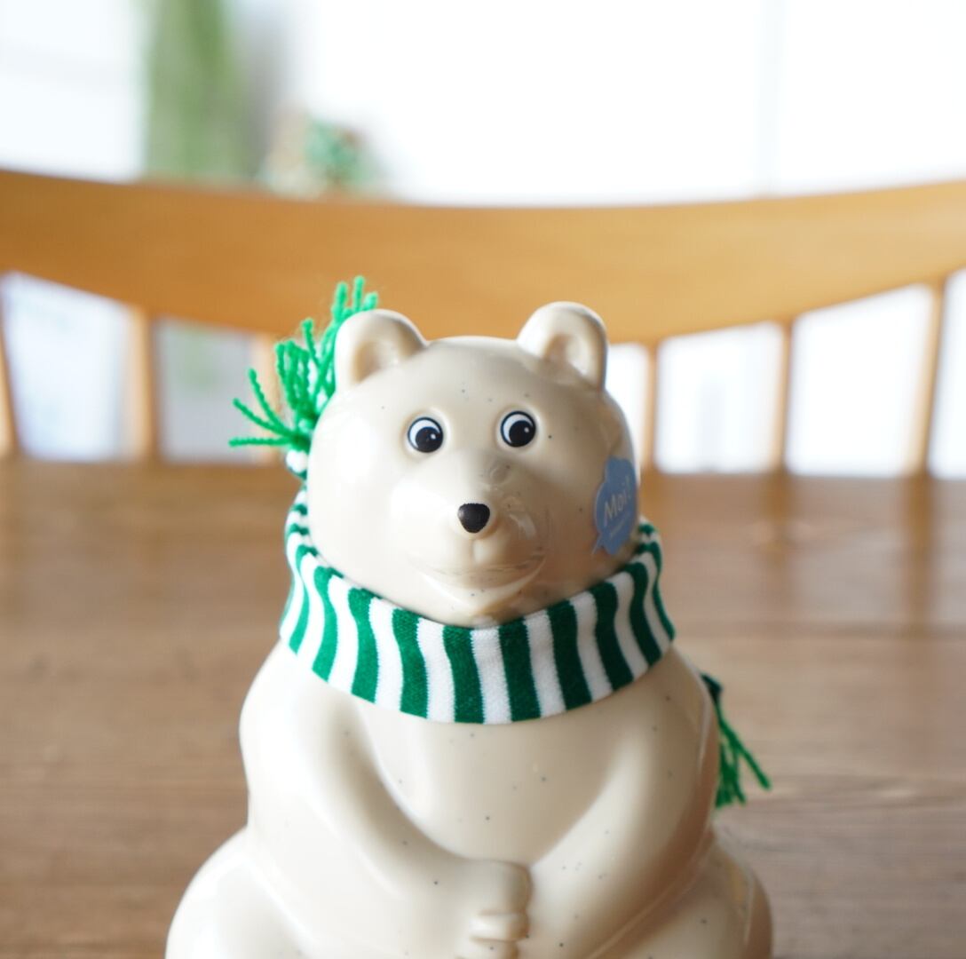 しろくま貯金箱 Polar Bear Money Box (グリーン) | Nature
