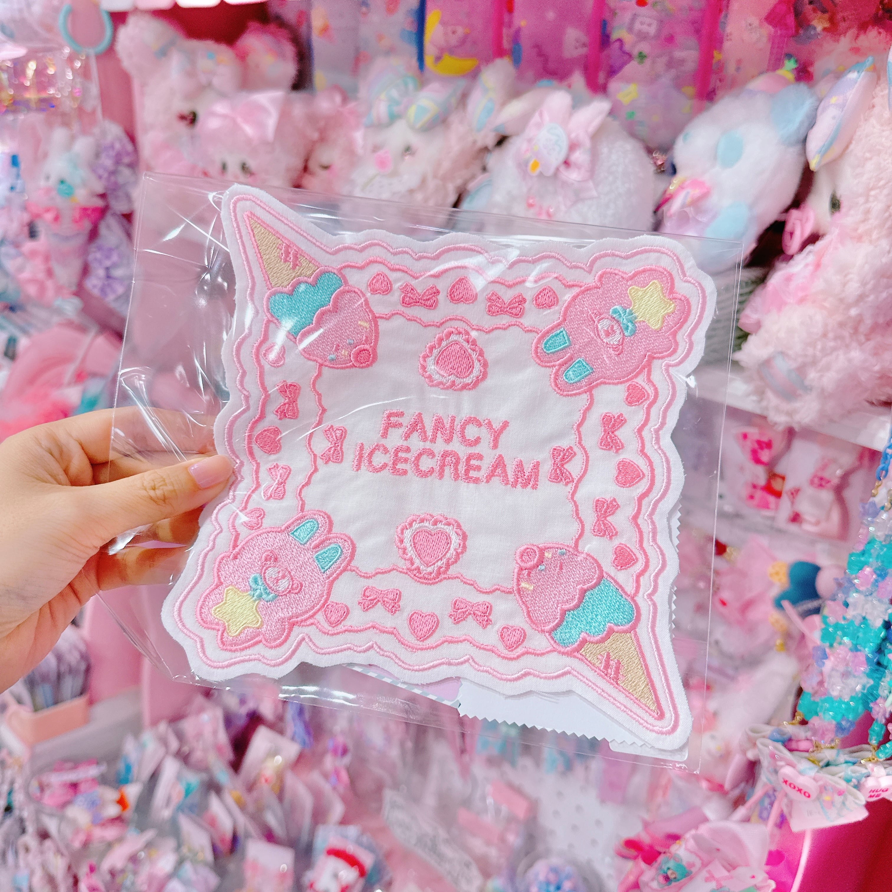 【B9】30-9コラボ刺繍インテリアクロス