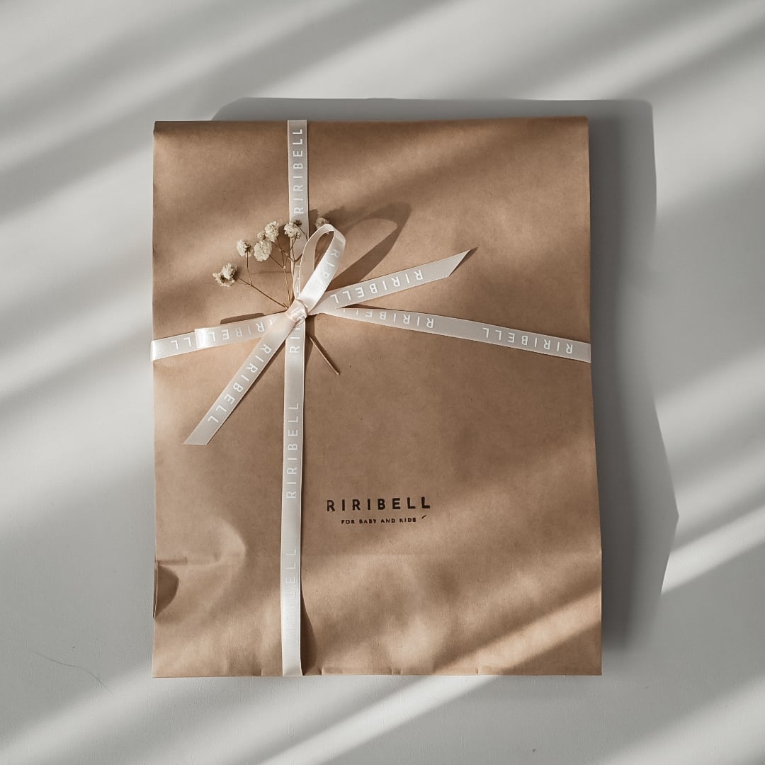 Paper gift wrapping / 袋ギフトラッピング | RIRIBELL