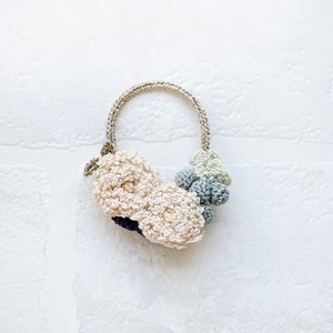 28. ブーケブローチ中  (ucono / おのゆうこ）