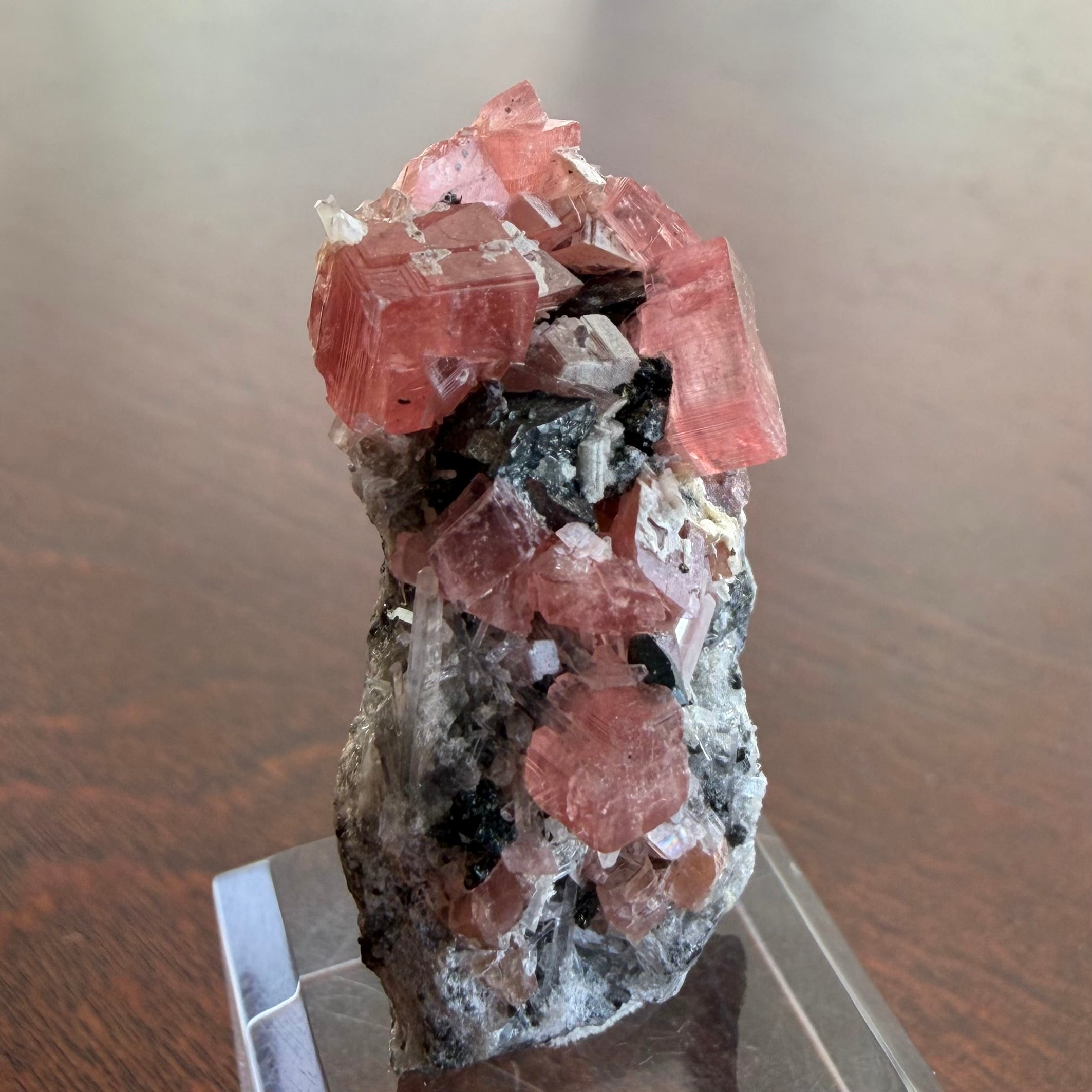 Rhodochrosite | PEANUTS MINERALS