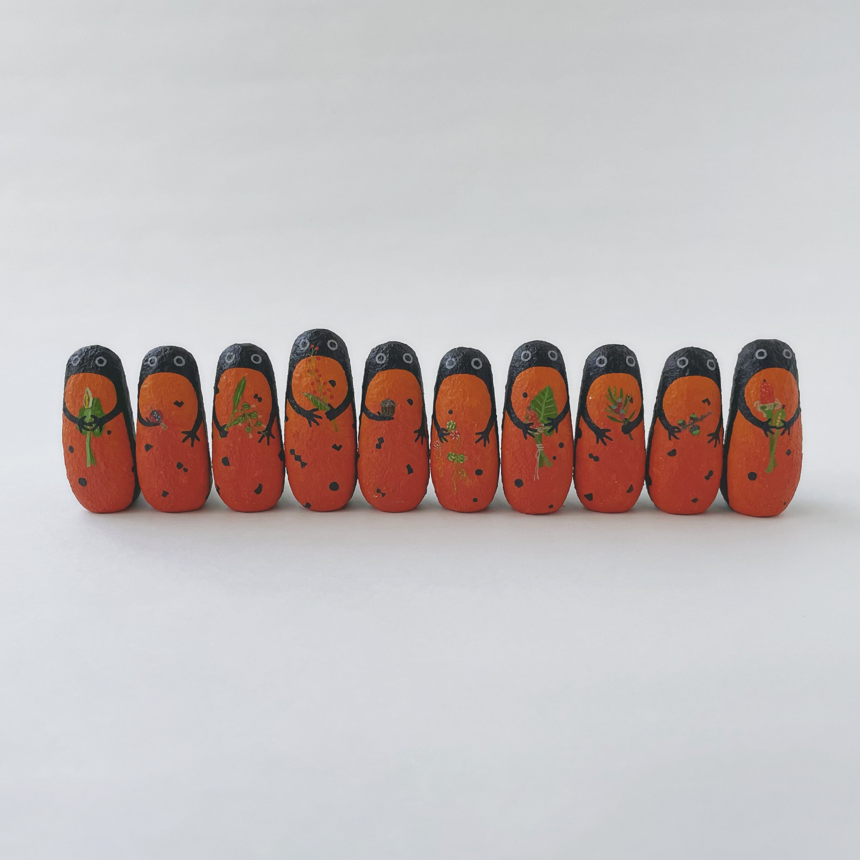 岸本ウラチさん 3連 漆喰人形 ヤンバルクイナ シリケンイモリ カエル