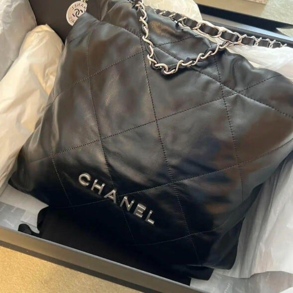 CHANEL シャネル CHANEL22 バッグ スモール ブラック シルバー金具  