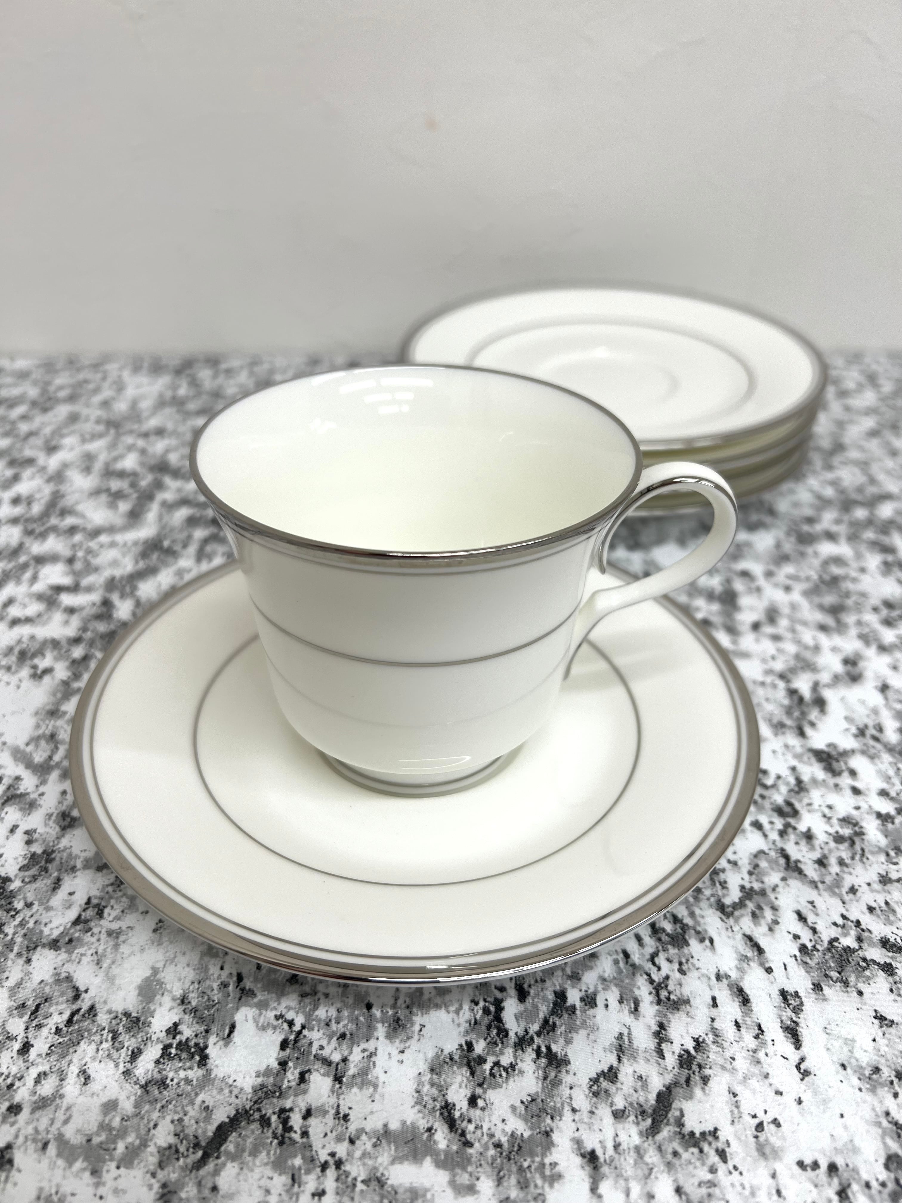青銅器風 双耳花瓶 饕餮文様 古代風デザイン 工芸品 箱付 | Queen of reuse