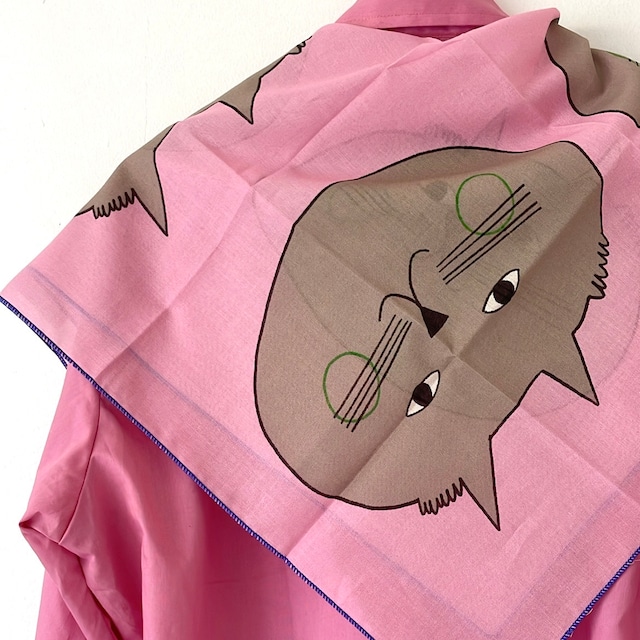 Olya Handkerchief Cat ハンカチ