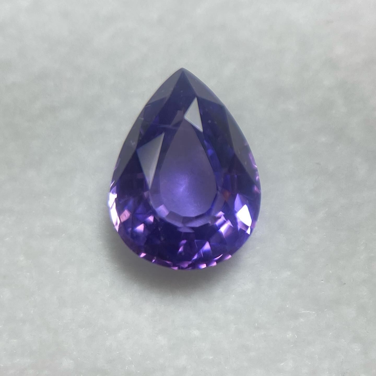 鉱山主ファミリー直仕入 非加熱パープルサファイア