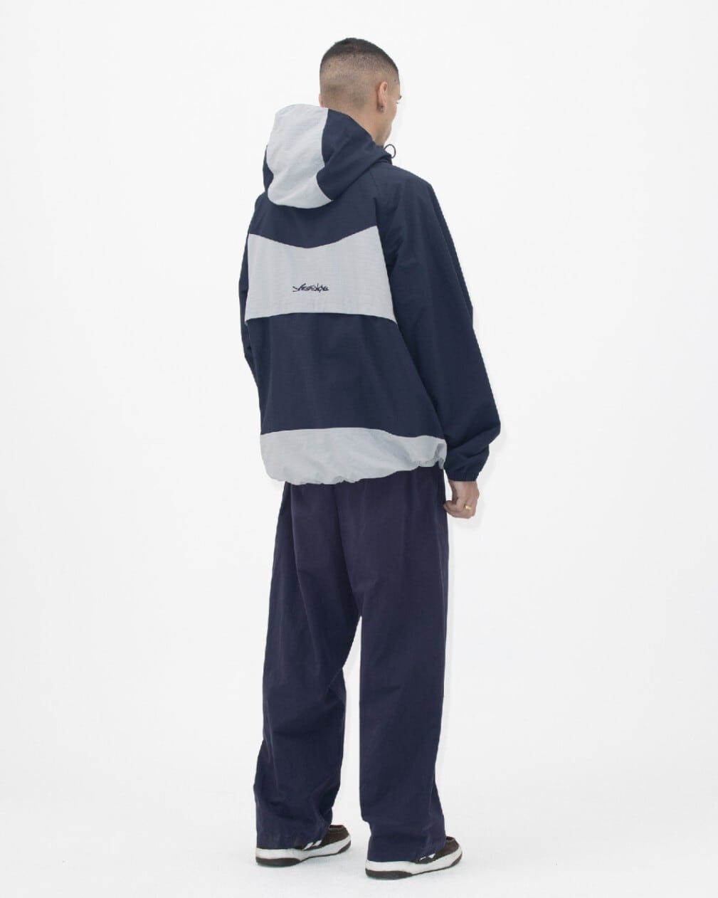 ☆TXT テヒョン 着用！！【YESEYESEE】Zephyros Windbreaker Navy | もごつ
