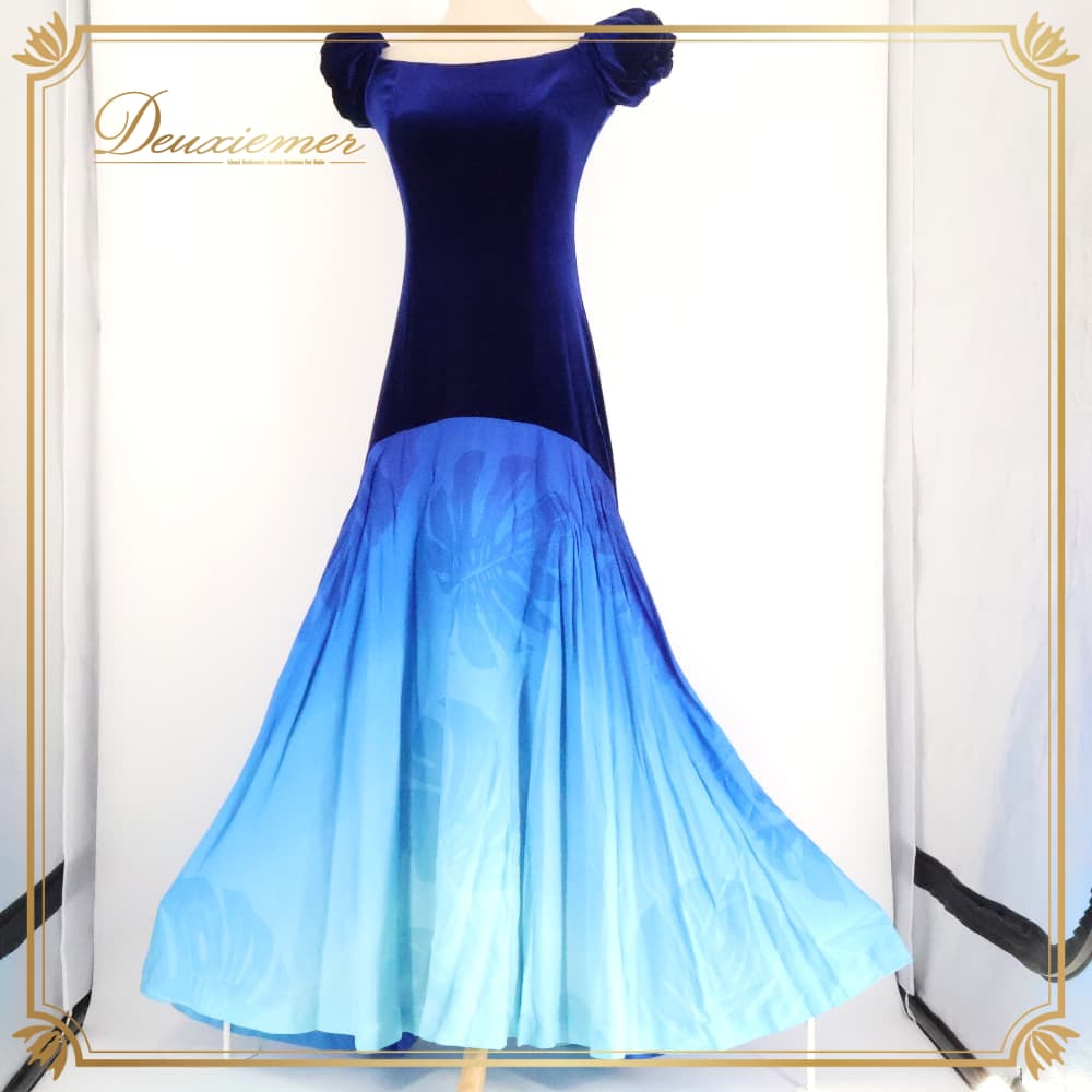 【新品未使用タグ付き】フラダンスドレス(CCFashions) size 5-6 CC Fashions | ダンス 衣装 deuxiemer