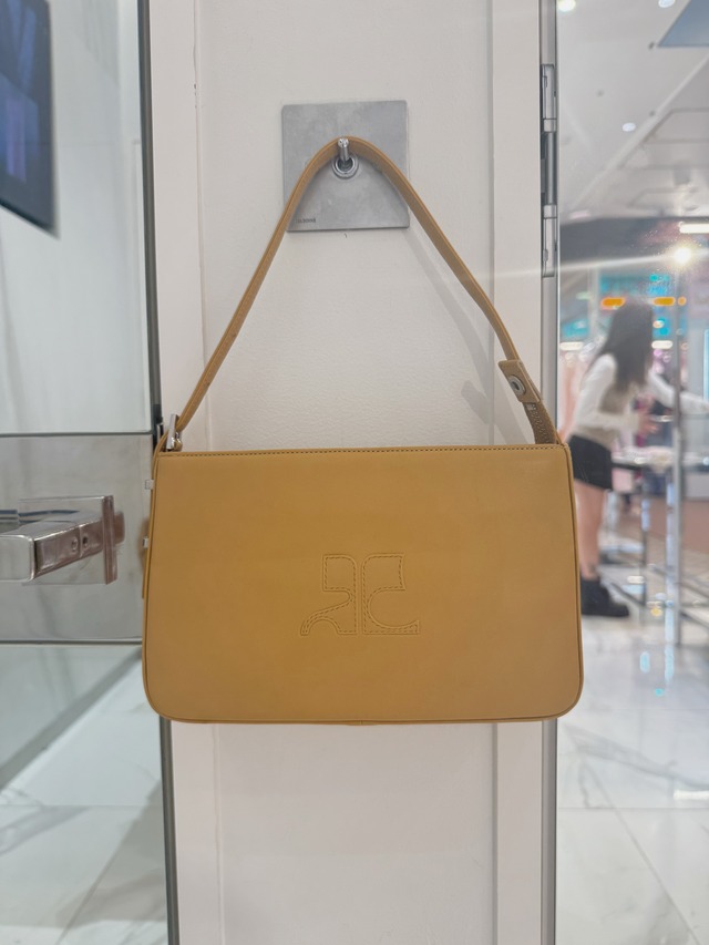Courrèges beige logo real leather hand bag
