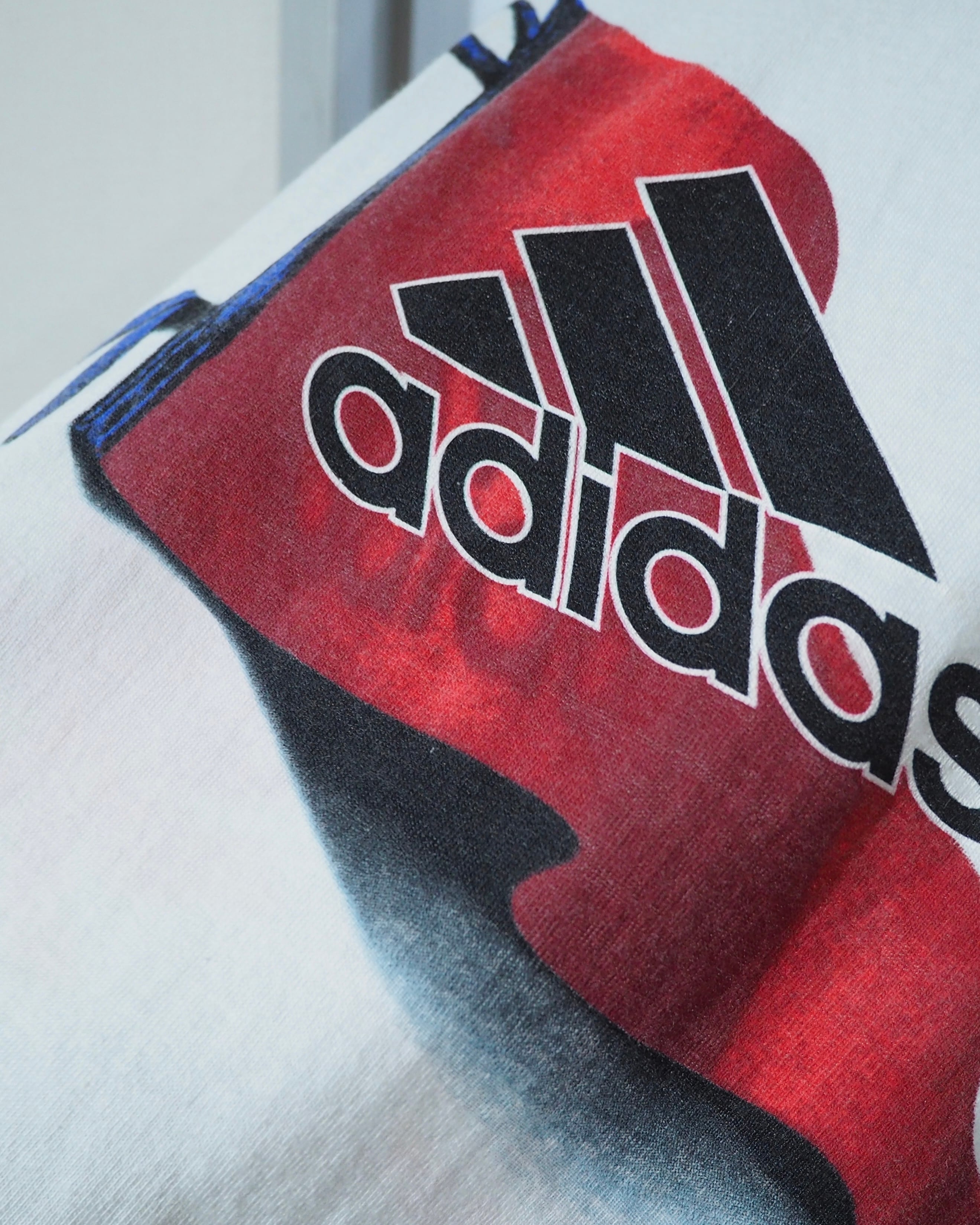 2000s ” Old adidas ” Flag logo printed vintage loose Tee