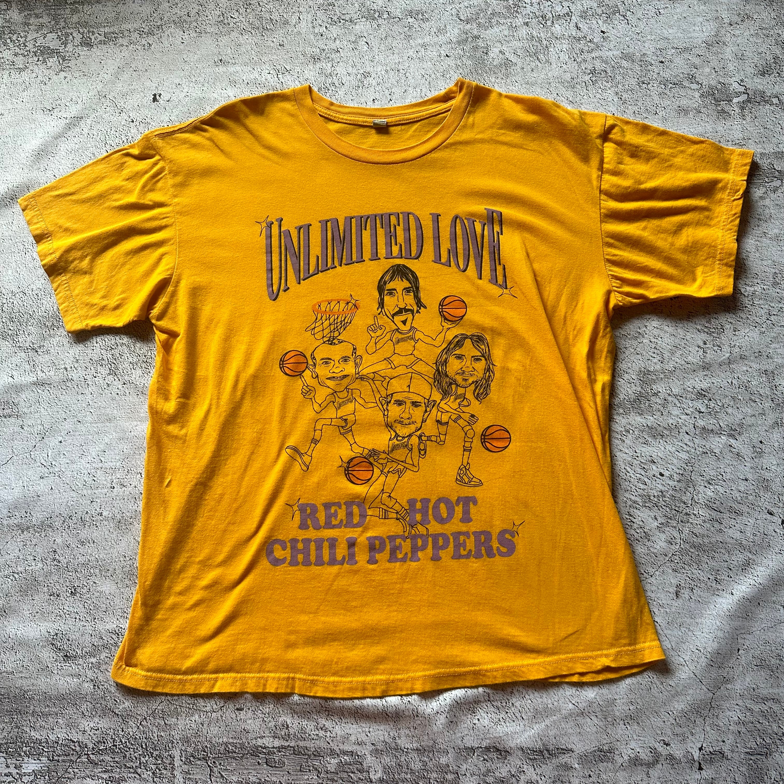 LOS ANGELES LAKERS RED HOT CHILI PEPPERS UNLIMITED LOVE T-SHIRT USED |  LIGHT CAVE powered by BASE